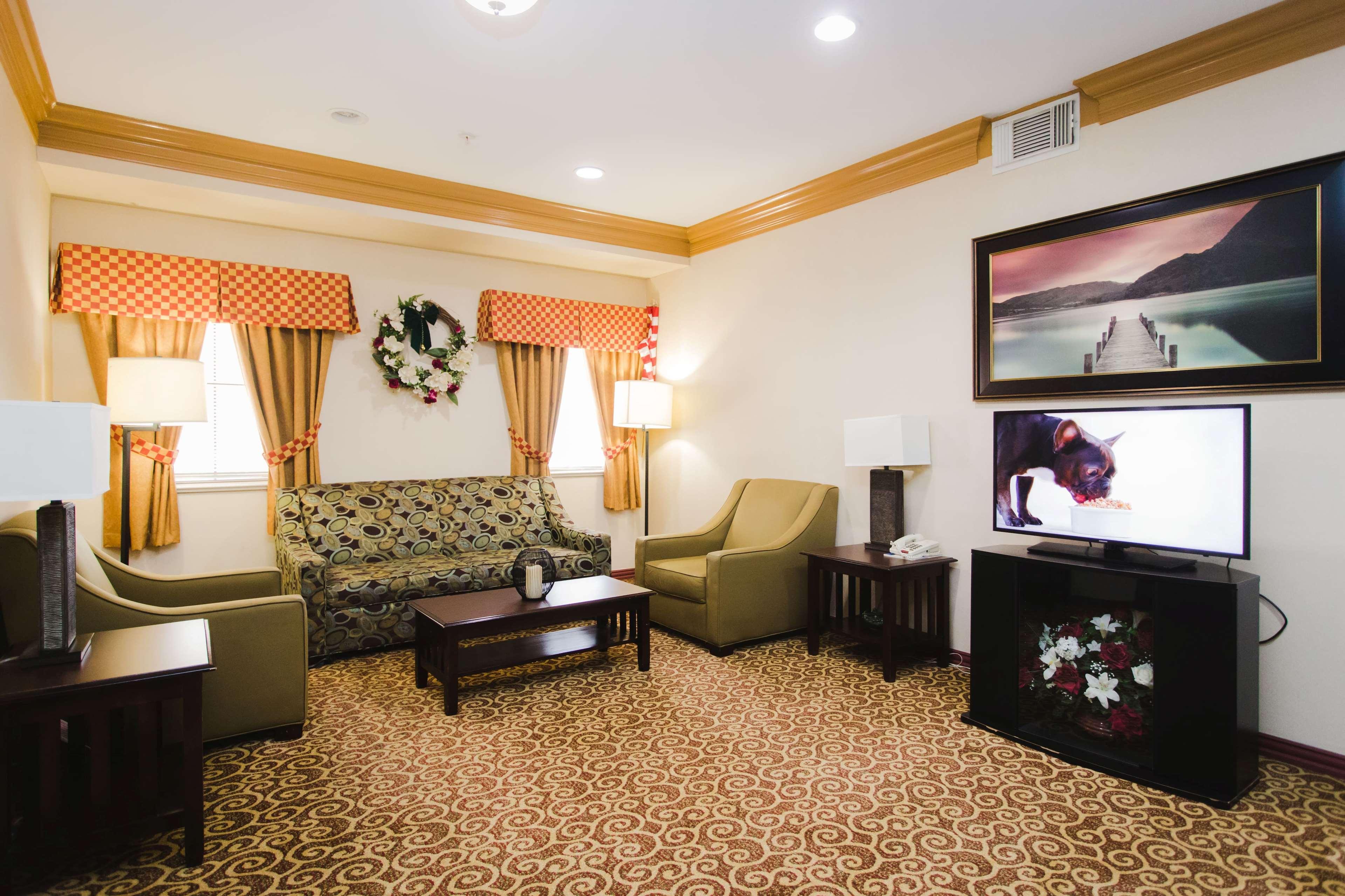 Days Inn By Wyndham Rosenberg Ngoại thất bức ảnh