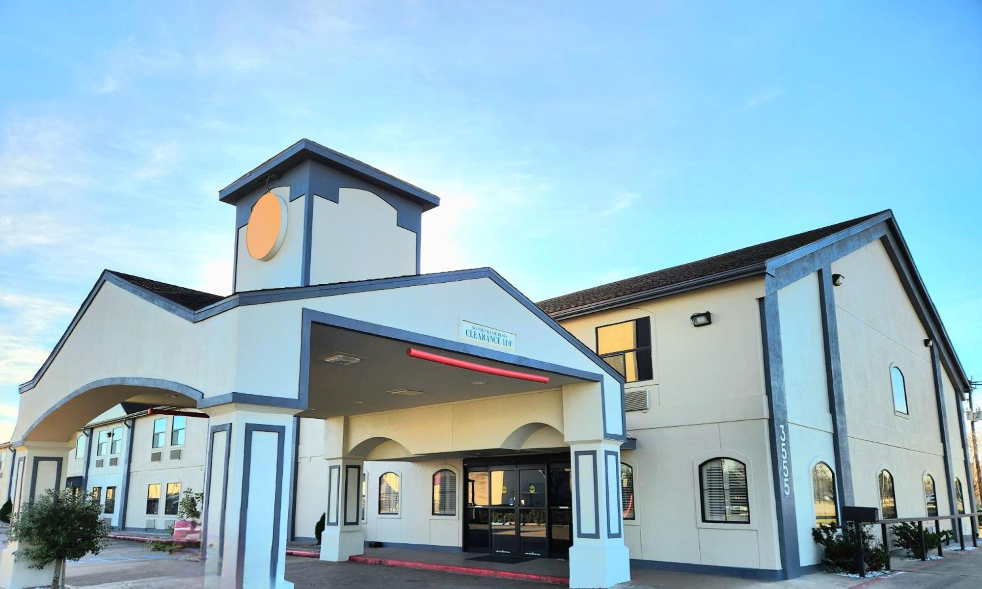 Days Inn By Wyndham Rosenberg Ngoại thất bức ảnh