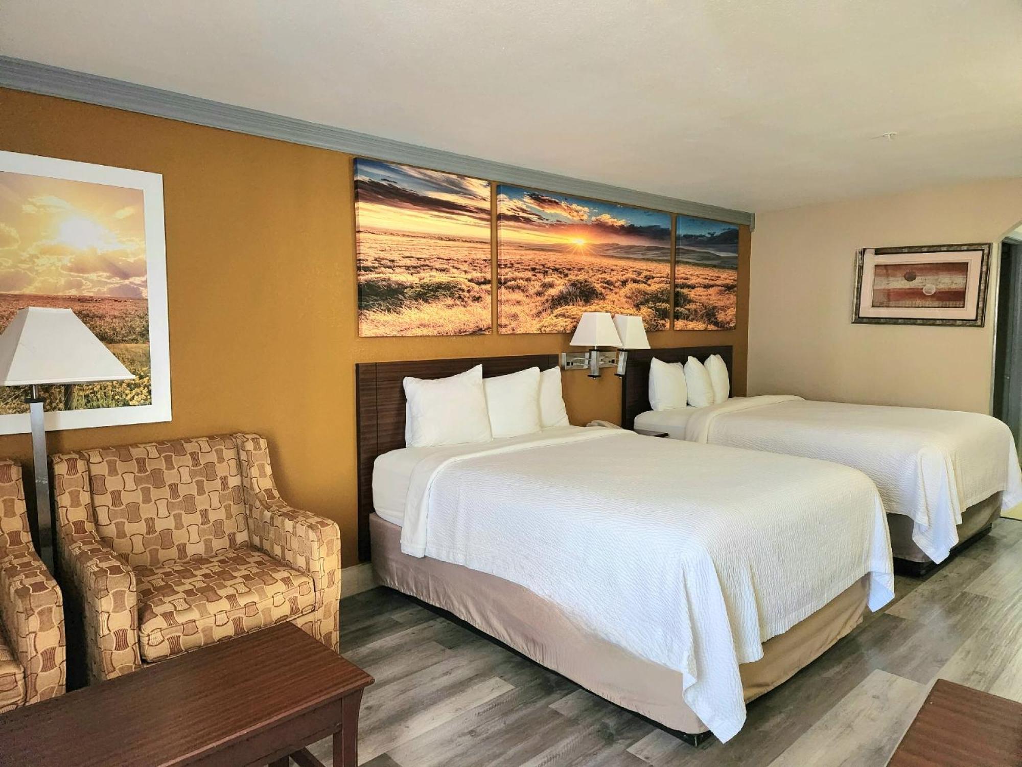 Days Inn By Wyndham Rosenberg Ngoại thất bức ảnh